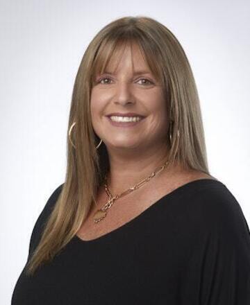 Lisa Earnhardt